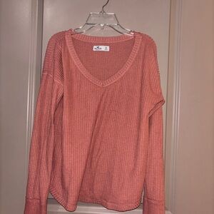 Hollister Women's V-Neck Sweater in Coral